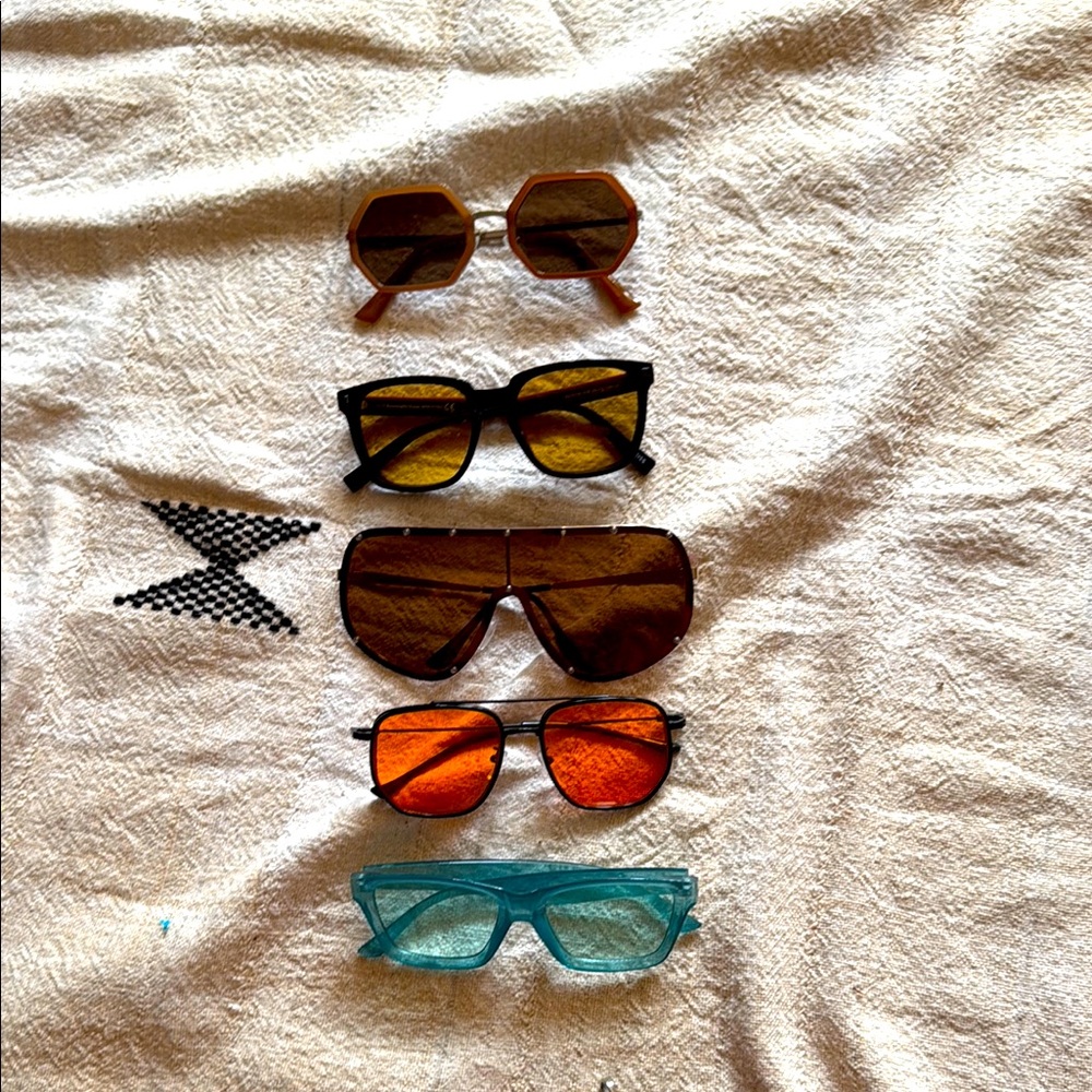 Set of 5 pair of sunglasses.